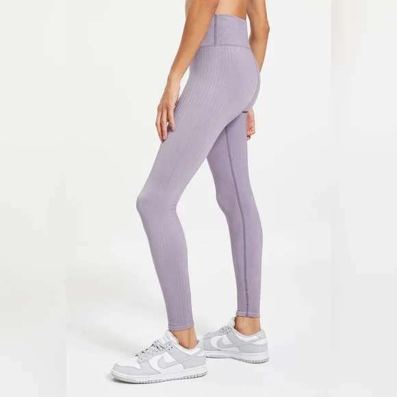 1/2 - Good American Shine Seamless Legging - Dusty Violet - Picture 2 of 8